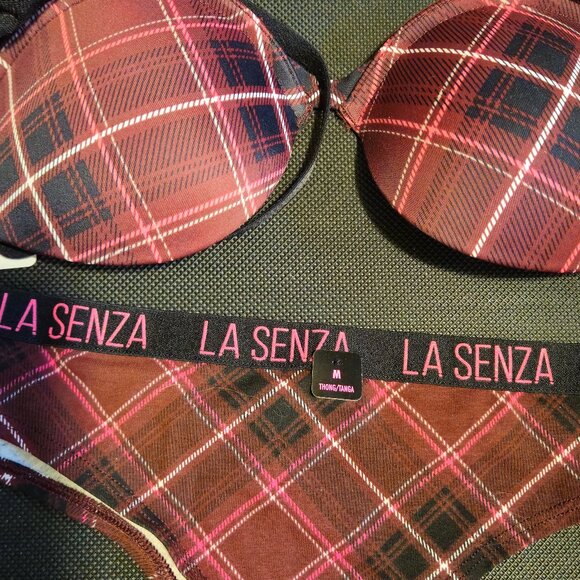 La Senza - Remix Red Plaid Bra and Panty Set - Picture 1 of 4